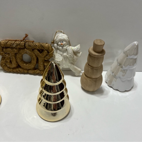 Christmas decor lot of 10, metal, wood, ceramic, good preowned condition - Picture 3 of 3